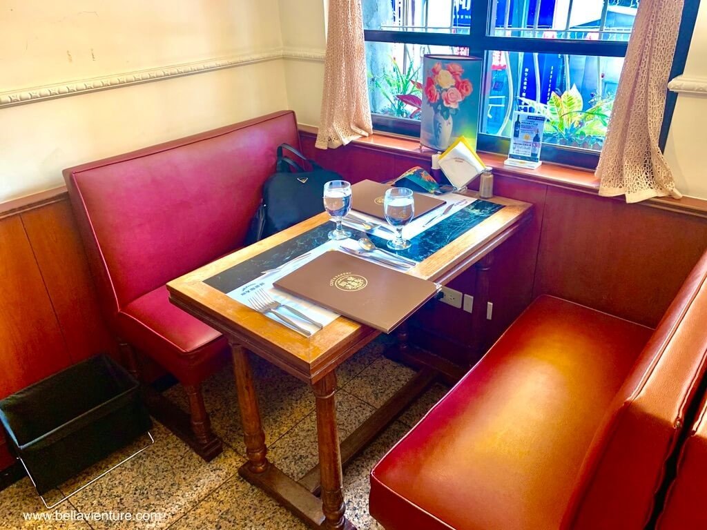 Astoria 明星咖啡館 俄羅斯風情 上海復古 文青風 西門 座位