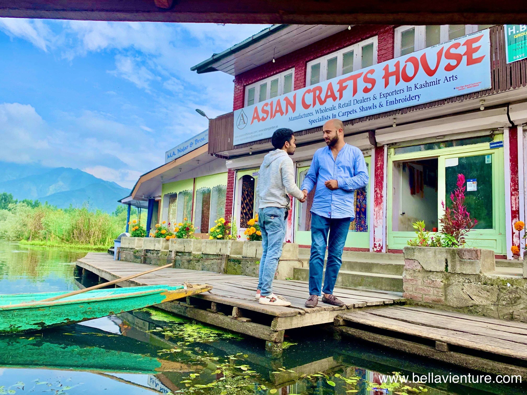印度 India 北北印 north India 喀什米爾 Kashmir 斯里納加 Srinagar Dal lake 湖景 lakeside craft house