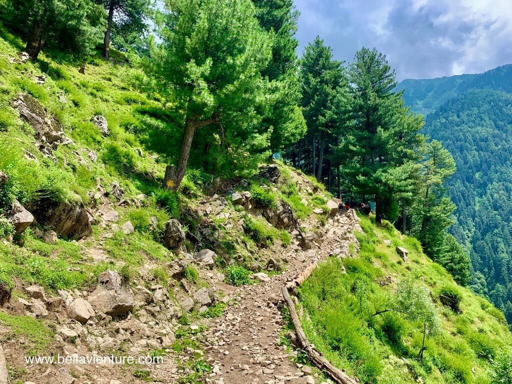 印度 India 喀什米爾 Kashmir 大湖健行 Great lake trekking 開始越來越了熱的接近市區