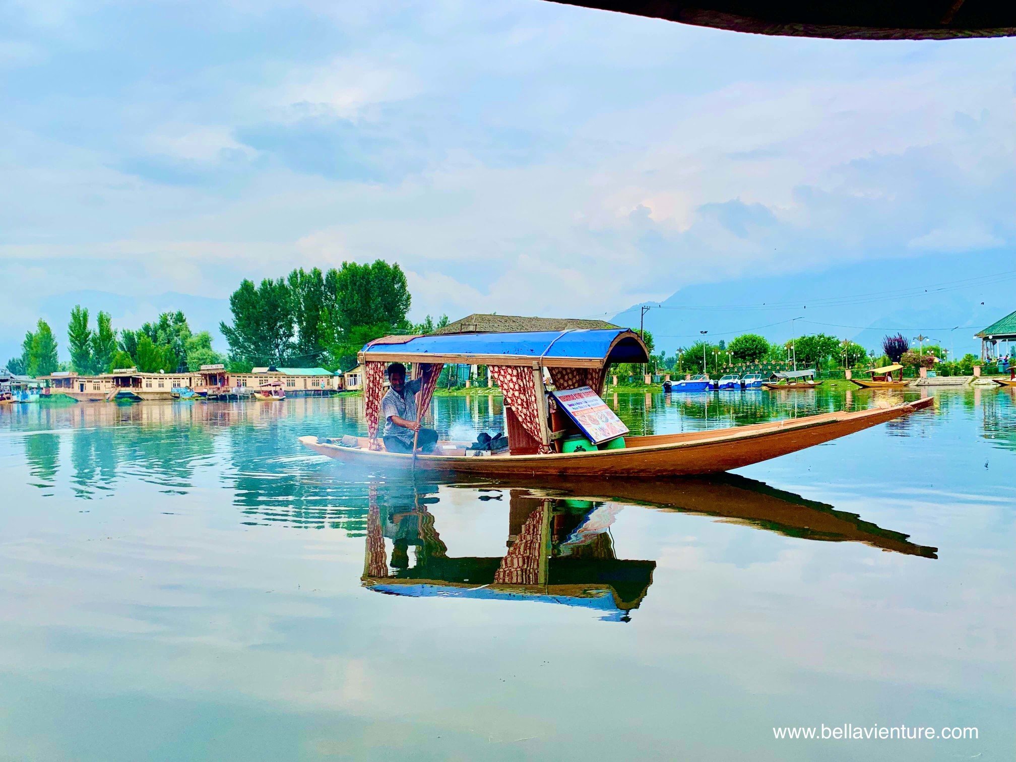 北北印 印度 India 喀什米爾 Kashmir 斯里納加 Srinagar Dal lake 達爾湖上之旅